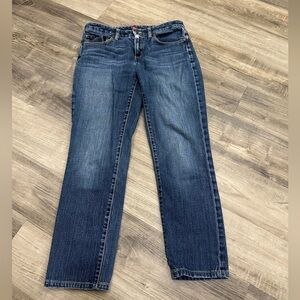 Brooks Brothers Red Fleece Women’s Straight Leg Jeans | Size 2 | Medium Wash